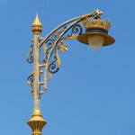 The lamp posts of the town of Sour, with their gilding and retro style, seem to be from another epoch.