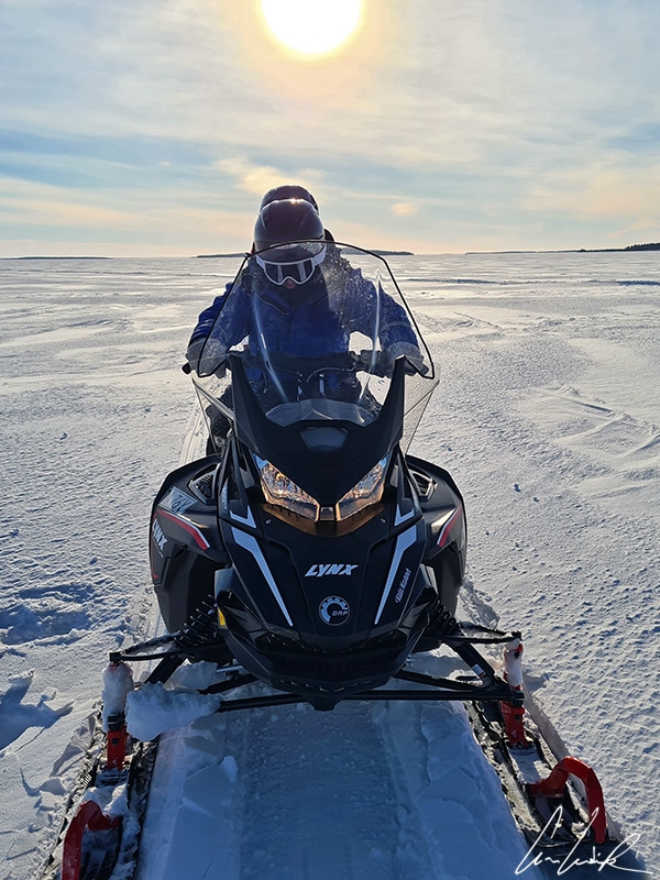 Snowmobile is the best way to explore the beautiful wilderness of Lapland. Driving on a snowmobile track over the frozen rivers and lakes is a unique experience.
