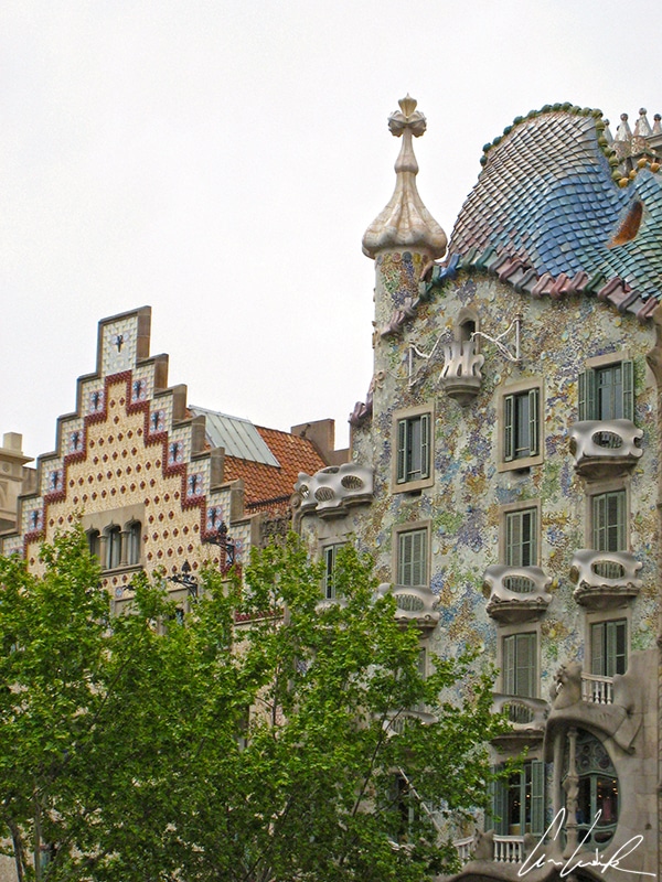 In Barcelona, Casa Amatller and Casa Batllo are two side-by-side buildings redesigned by the famous architect Antoni Gaudi. They are two of the three most important buildings on a famous Barcelona city block known as the